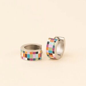 Checkered Super Chunky Huggie - Silver